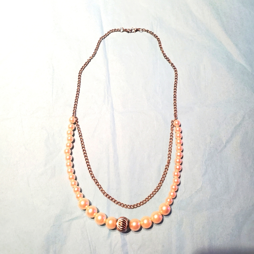 Faux pearls necklace, silver chain